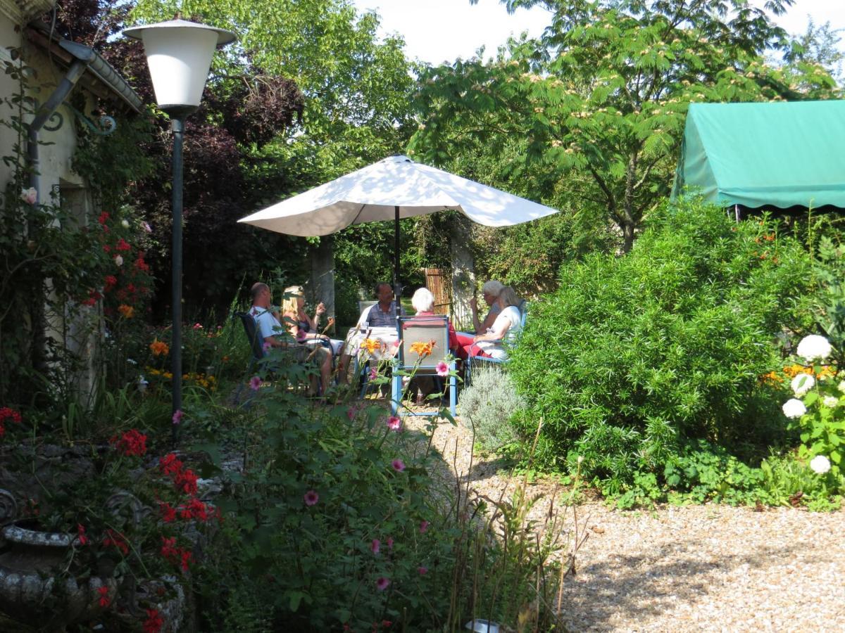Cote Jardin Panzió Villiers-sur-Loir Kültér fotó